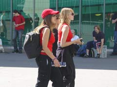 Did I mention that the N-Gage girls were pretty? ;) .. and one lovely young woman who I had the pleasure of talking to was from Milan, in Italy.